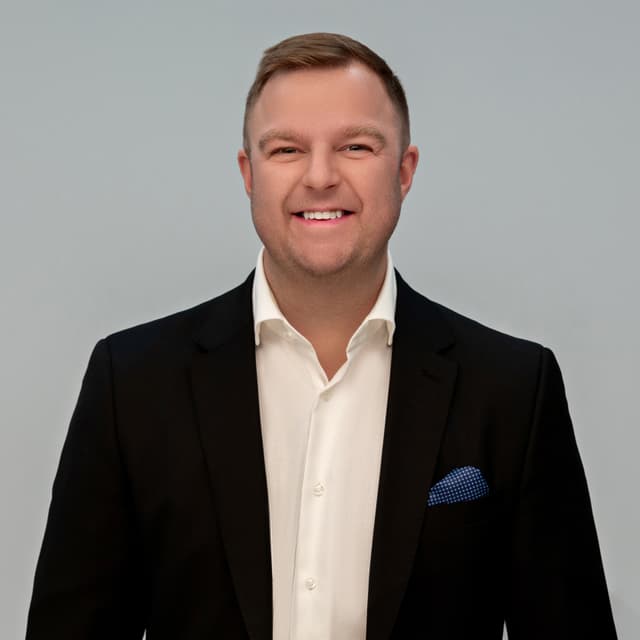 Real estate agent